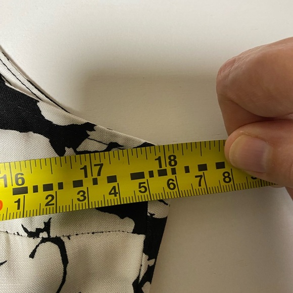 Women's Ellen Tracy Sleeveless Shirt Dress W/Pockets - SIZE S - MISSING BELT - Picture 4 of 13